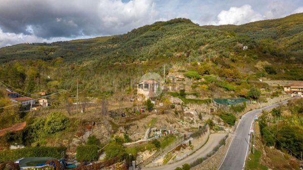 casale in vendita a Borgomaro in zona Candeasco