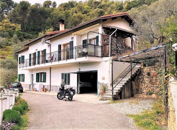 casa indipendente in vendita a Camporosso in zona Ciaixe