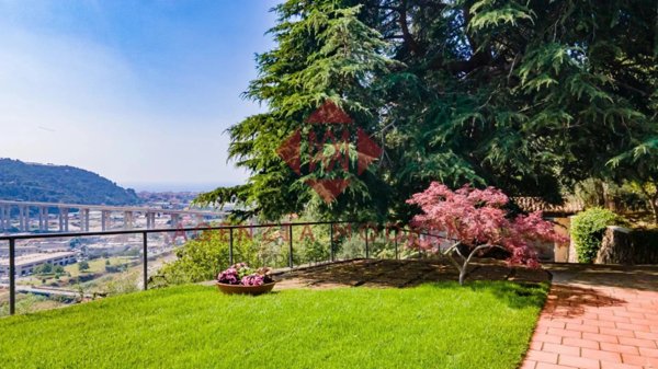 casa indipendente in vendita a Camporosso