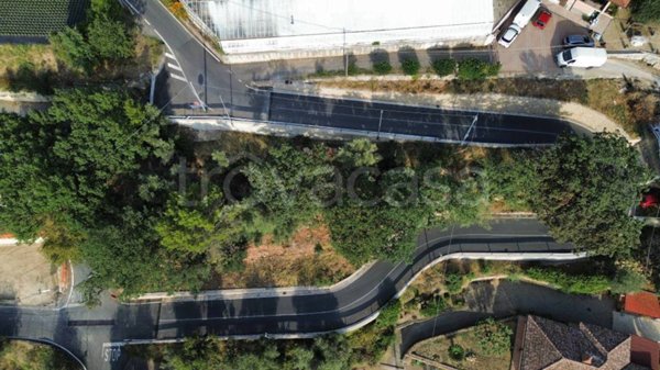 terreno edificabile in vendita a Camporosso