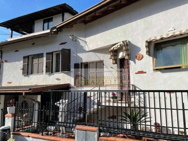 casa indipendente in vendita a Camporosso