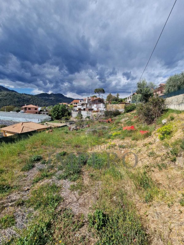 casa indipendente in vendita a Camporosso