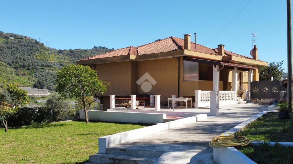 appartamento in vendita a Camporosso