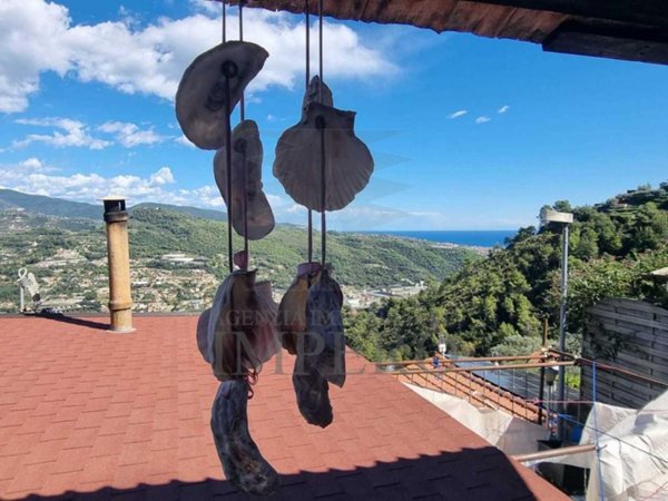 appartamento in vendita a Camporosso