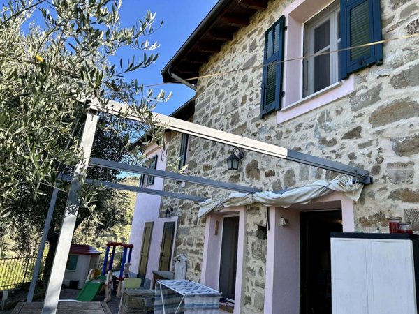 casa indipendente in vendita a Camporosso in zona Brunetti