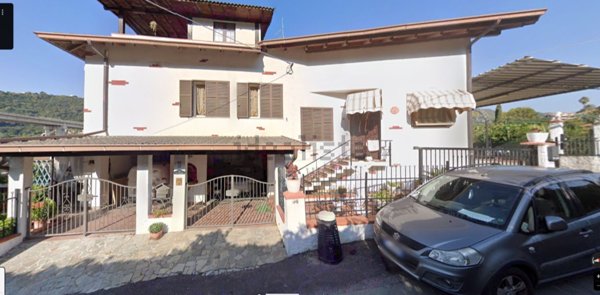 casa indipendente in vendita a Camporosso