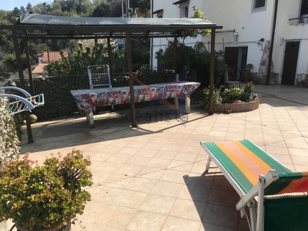 casa indipendente in vendita a Camporosso