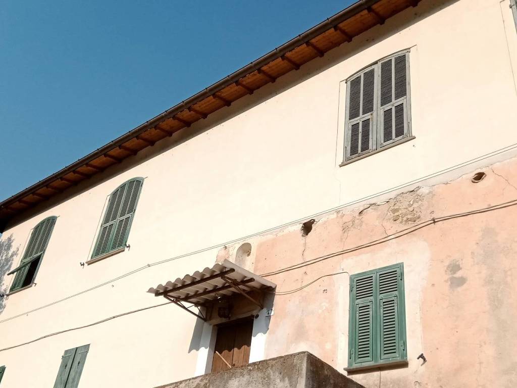 casa indipendente in vendita a Camporosso