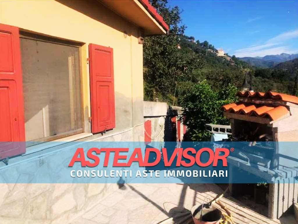 casa indipendente in vendita a Camporosso
