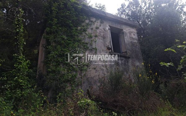 casale in vendita a Camporosso in zona Ciaixe