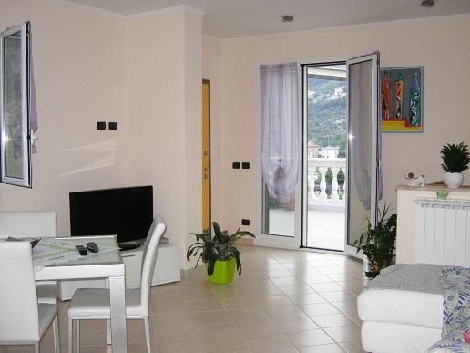 casa indipendente in vendita a Camporosso