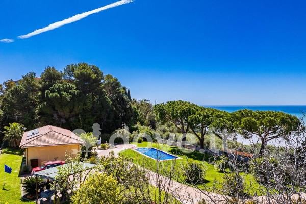 casa indipendente in vendita a Camporosso