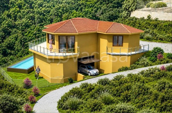 terreno edificabile in vendita a Camporosso