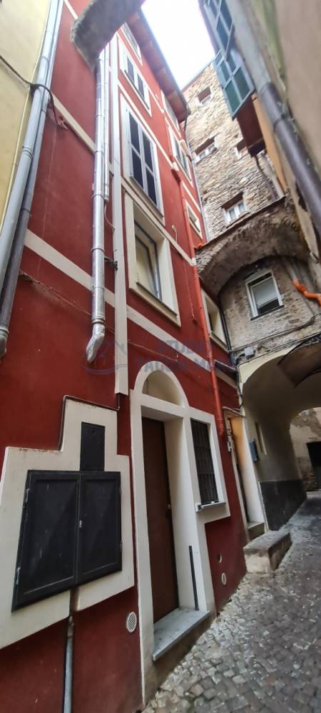 casa indipendente in vendita a Camporosso