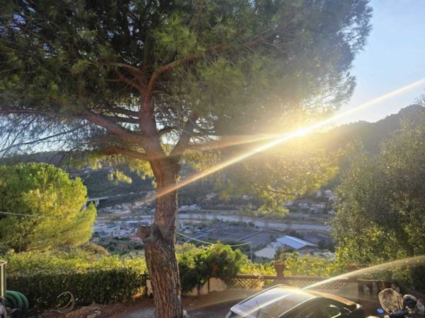 casa indipendente in vendita a Camporosso