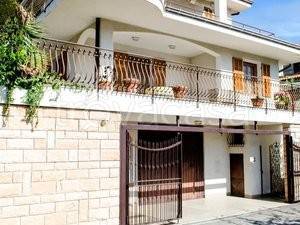 casa indipendente in vendita a Camporosso