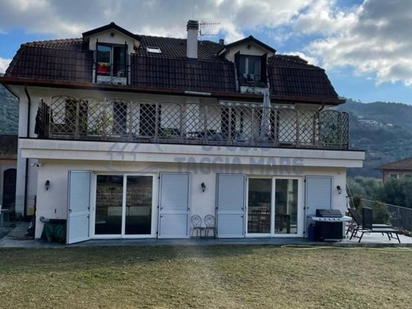 appartamento in vendita a Camporosso in zona Ciaixe