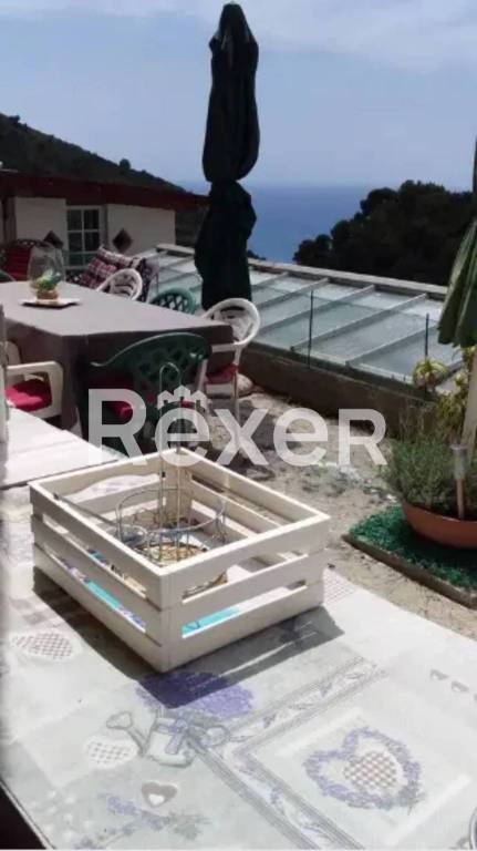 casa indipendente in vendita a Camporosso