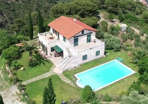 casa indipendente in vendita a Camporosso