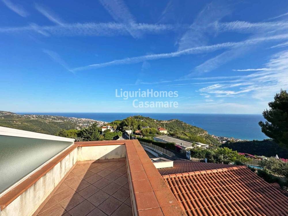 casa indipendente in vendita a Camporosso