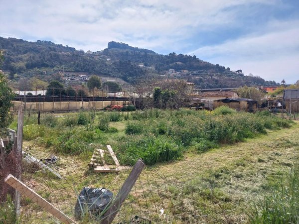 casa indipendente in vendita a Camporosso