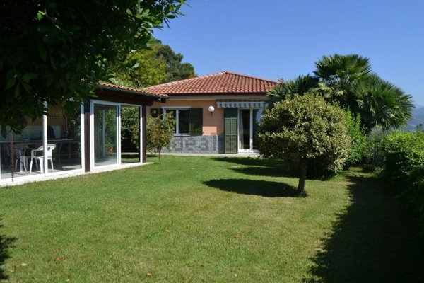 casa indipendente in vendita a Camporosso