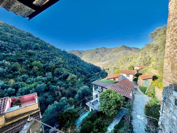 appartamento in vendita a Camporosso in zona Trinità