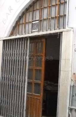 negozio in vendita a Camporosso