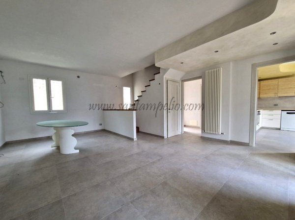 casa indipendente in vendita a Camporosso