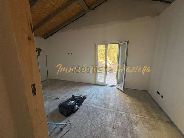 casa indipendente in vendita a Camporosso