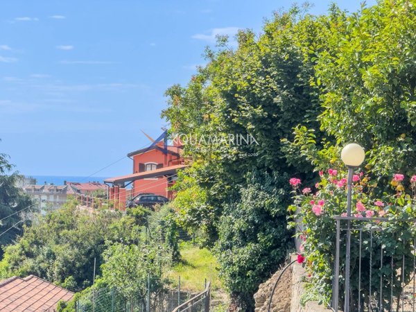 casa indipendente in vendita a Camporosso