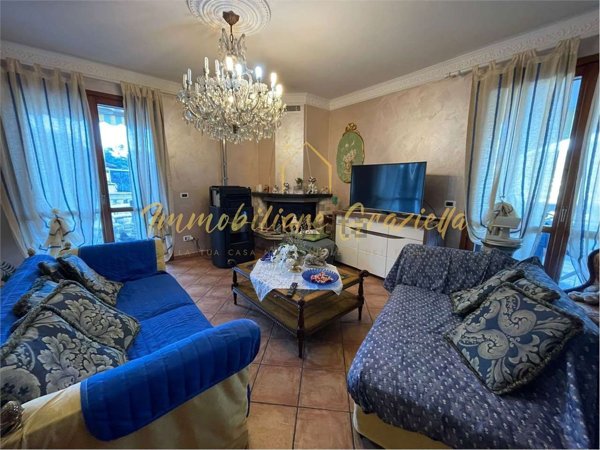 casa indipendente in vendita a Camporosso