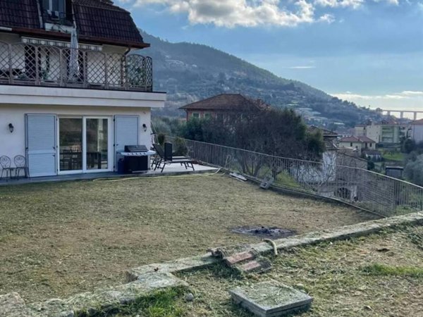 appartamento in vendita a Camporosso