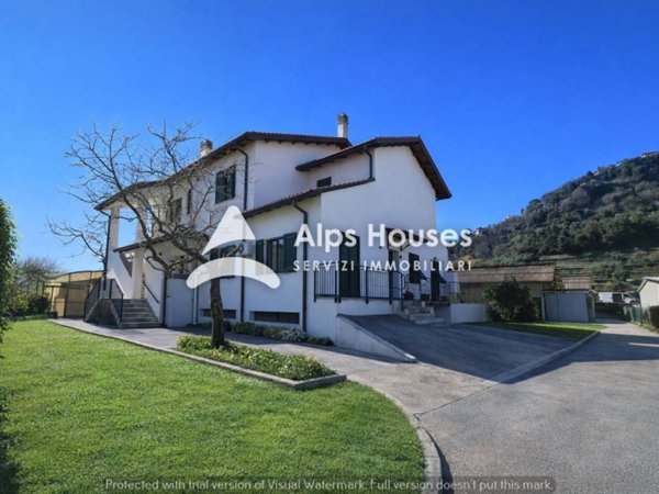 appartamento in vendita a Camporosso