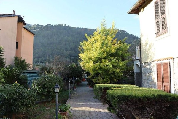 casa indipendente in vendita a Camporosso
