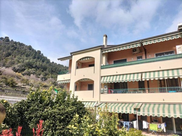 appartamento in vendita a Camporosso