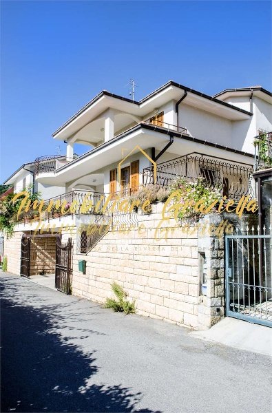 casa indipendente in vendita a Camporosso