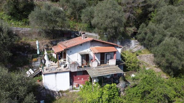 casa indipendente in vendita a Camporosso