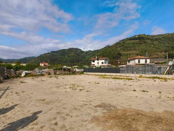 terreno agricolo in vendita a Camporosso