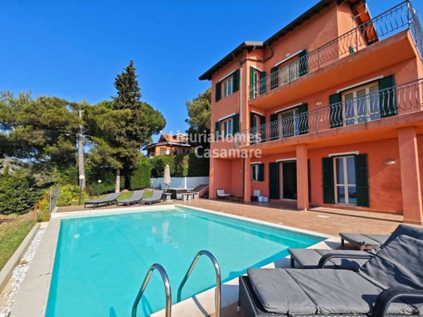casa indipendente in vendita a Camporosso