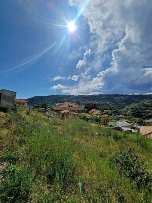 casa indipendente in vendita a Camporosso