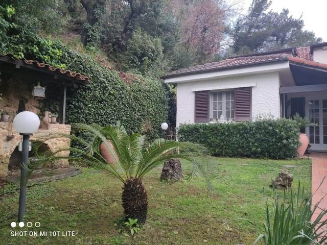 casa indipendente in vendita a Camporosso in zona Ciaixe