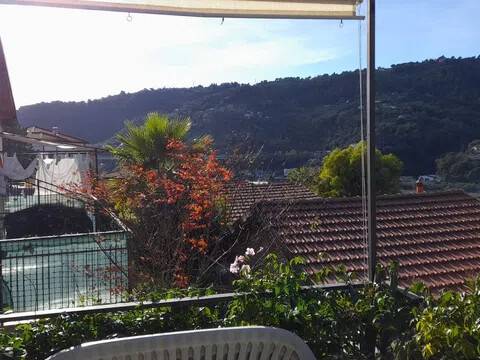 casa indipendente in vendita a Camporosso