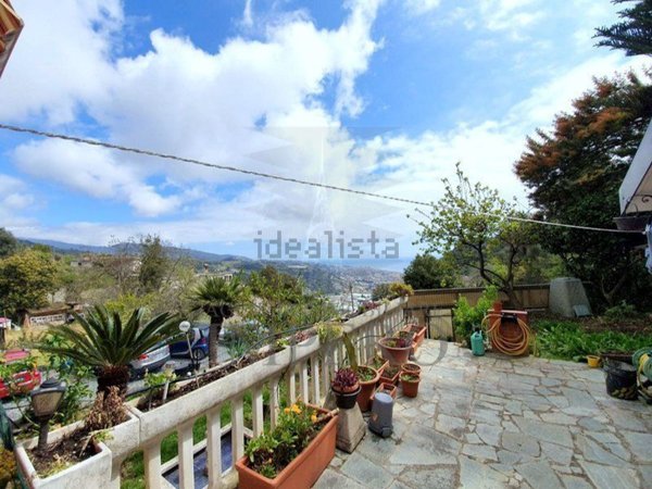 casa semindipendente in vendita a Camporosso