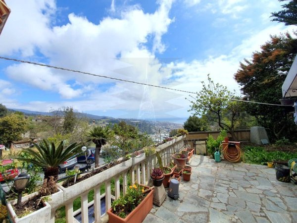 casa semindipendente in vendita a Camporosso