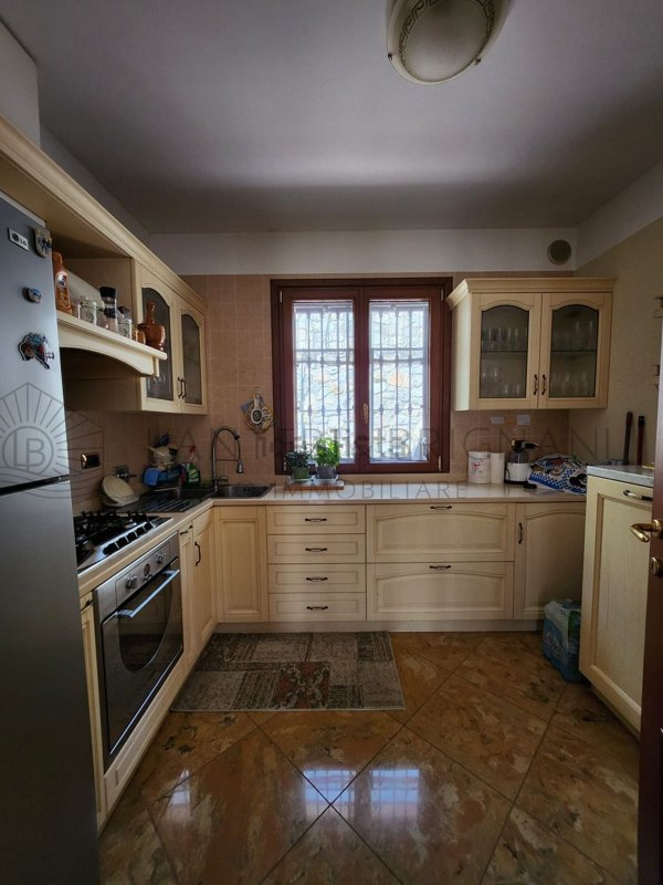casa indipendente in vendita a Camporosso in zona Ciaixe