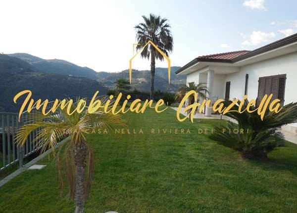 casa indipendente in vendita a Camporosso