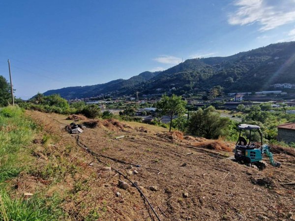 casa indipendente in vendita a Camporosso