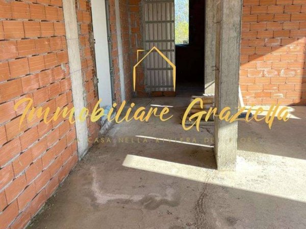 casa indipendente in vendita a Camporosso