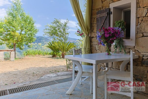casa indipendente in vendita a Camporosso
